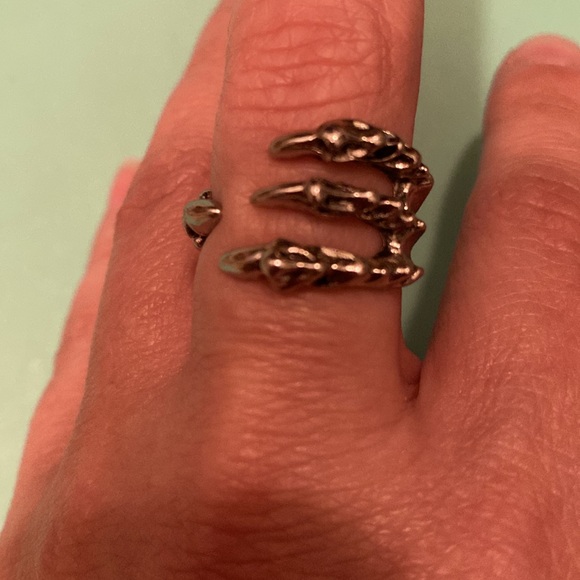 🆕Unisex Silver-Plated Dragon Claw Ring- Adjustable Size 9 as pictured - Picture 4 of 8